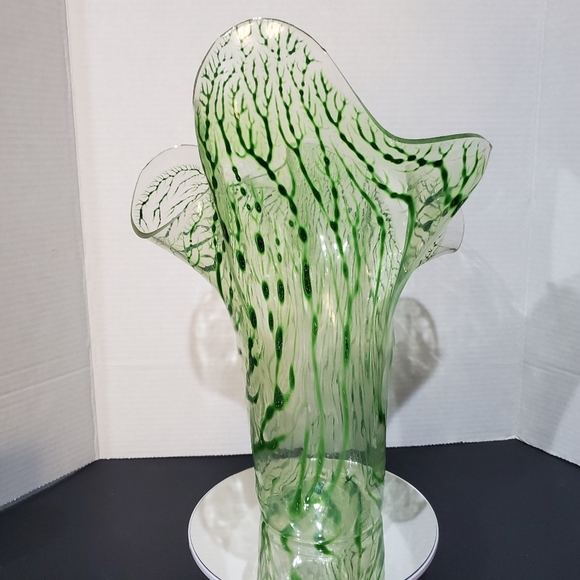 Recycle Art Vase Florida Ocean Plastic Bottles Signed by Artist 🎨 Todd Lynd 👀 - Picture 8 of 17